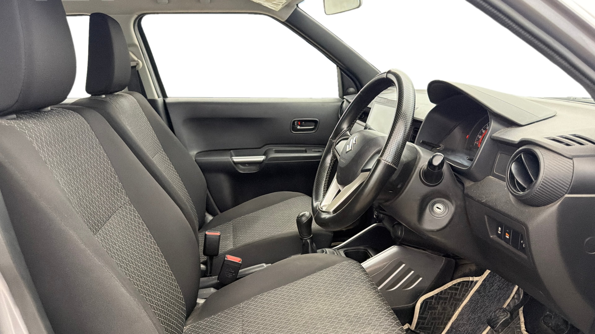 View 2023 Maruti Suzuki 1000 Base Variant Image 25 Used 2023 Maruti Suzuki 1000 Base Variant Image 25