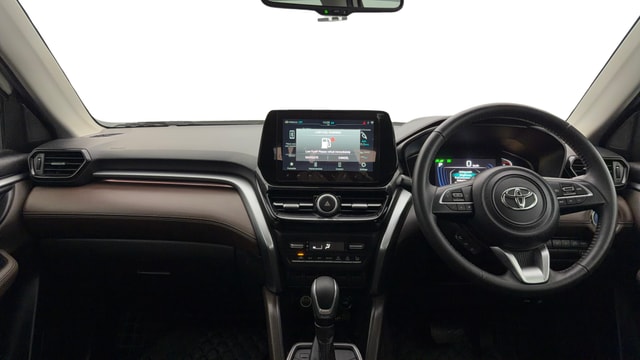 View Toyota Urban Cruiser Hyryder Image 16 Used Toyota Urban Cruiser Hyryder Image 16