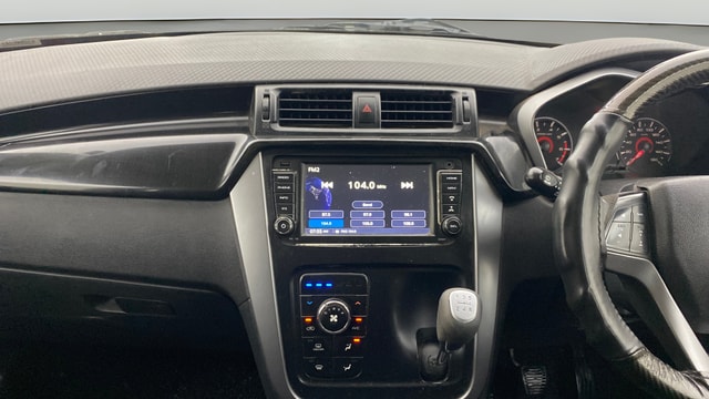 View Mahindra KUV100 Image 17 Used Mahindra KUV100 Image 17