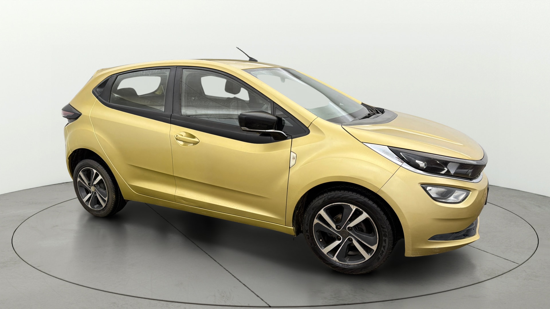 View 2021 Tata Altroz XZ Petrol Image 13 Used 2021 Tata Altroz XZ Petrol Image 13
