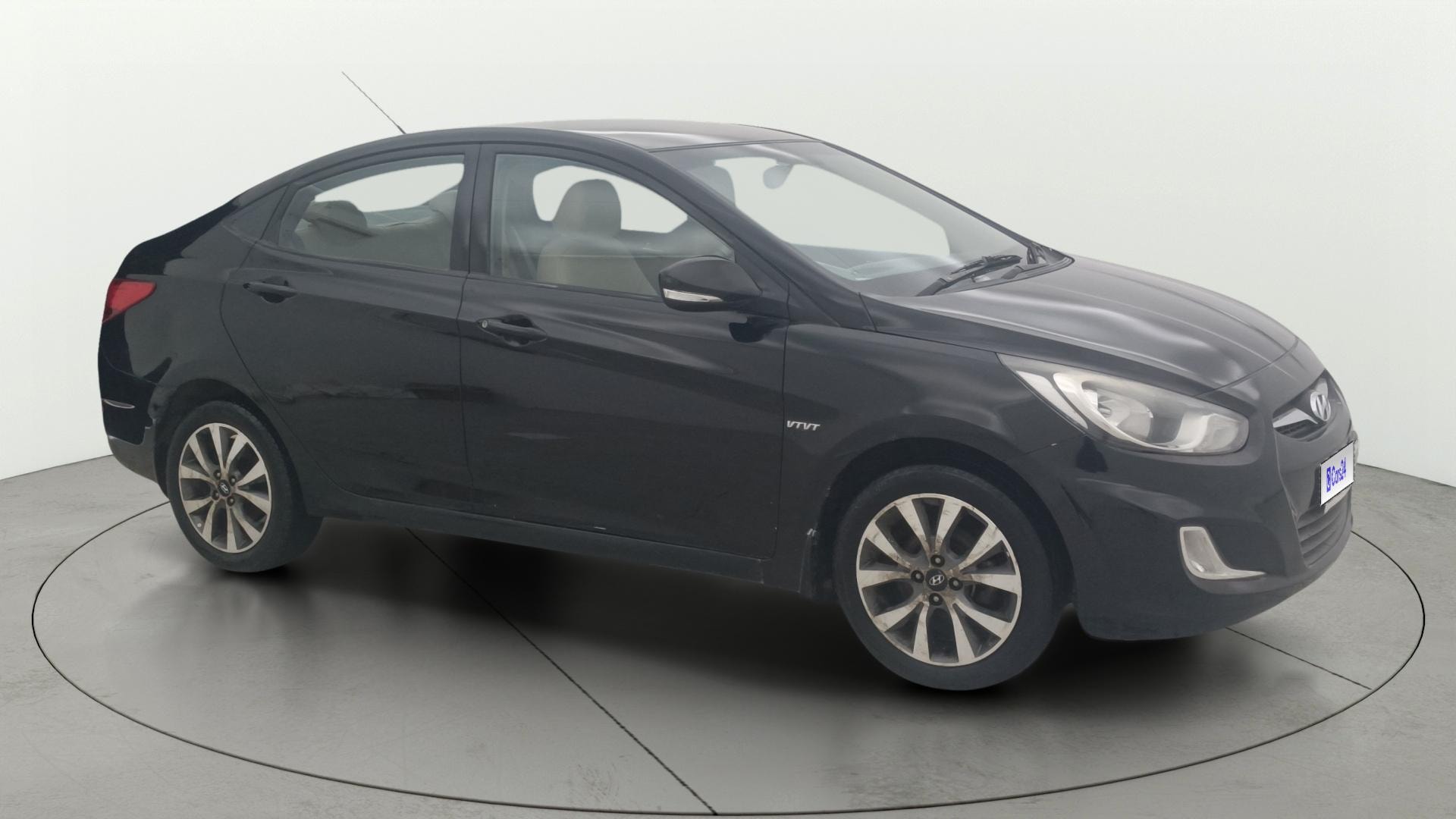 View 2014 Hyundai Fluidic Verna 1.6 VTVT SX Image 22 Used 2014 Hyundai Fluidic Verna 1.6 VTVT SX Image 22