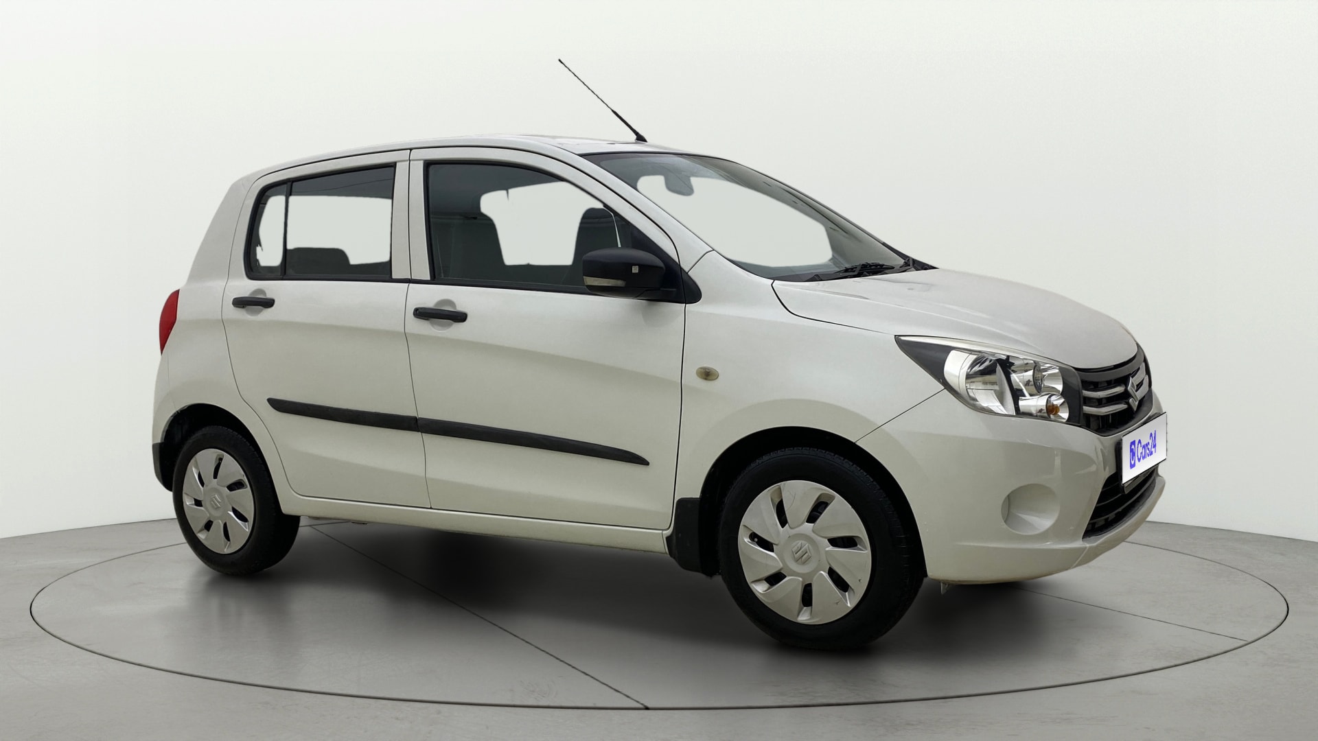 View 2015 Maruti Suzuki 1000 Base Variant Image 35 Used 2015 Maruti Suzuki 1000 Base Variant Image 35