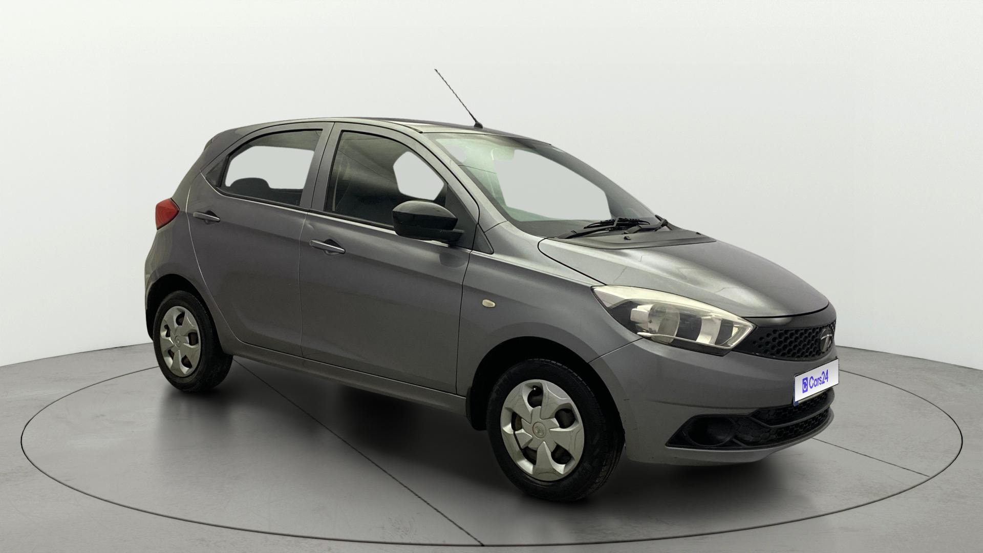 View 2019 Tata Tiago Revotorq XB Image 21 Used 2019 Tata Tiago Revotorq XB Image 21