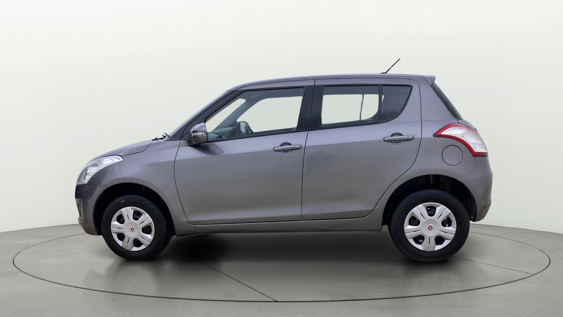View 2016 Maruti Suzuki 1000 Base Variant Image 5 Used 2016 Maruti Suzuki 1000 Base Variant Image 5
