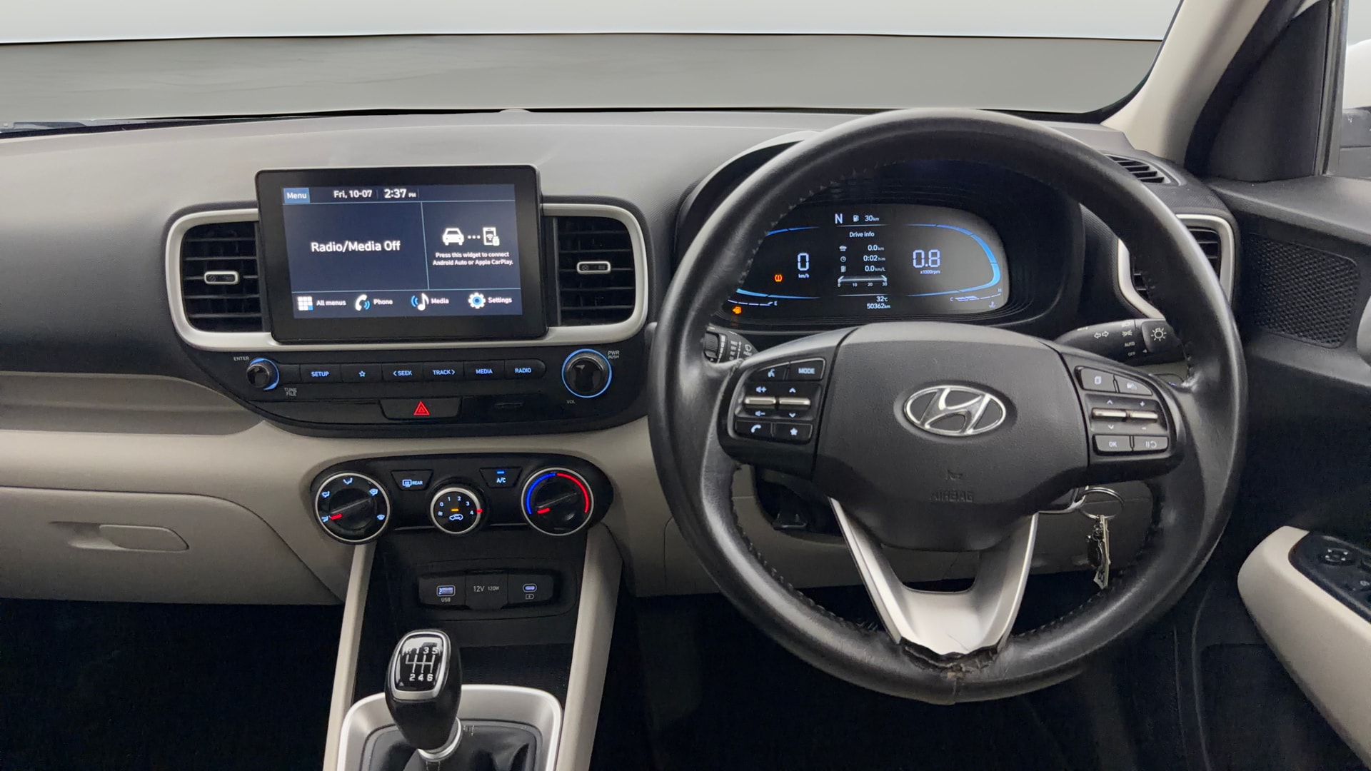 View 2022 Hyundai Venue S (O) 1.0 Turbo Petrol MT Image 13 Used 2022 Hyundai Venue S (O) 1.0 Turbo Petrol MT Image 13