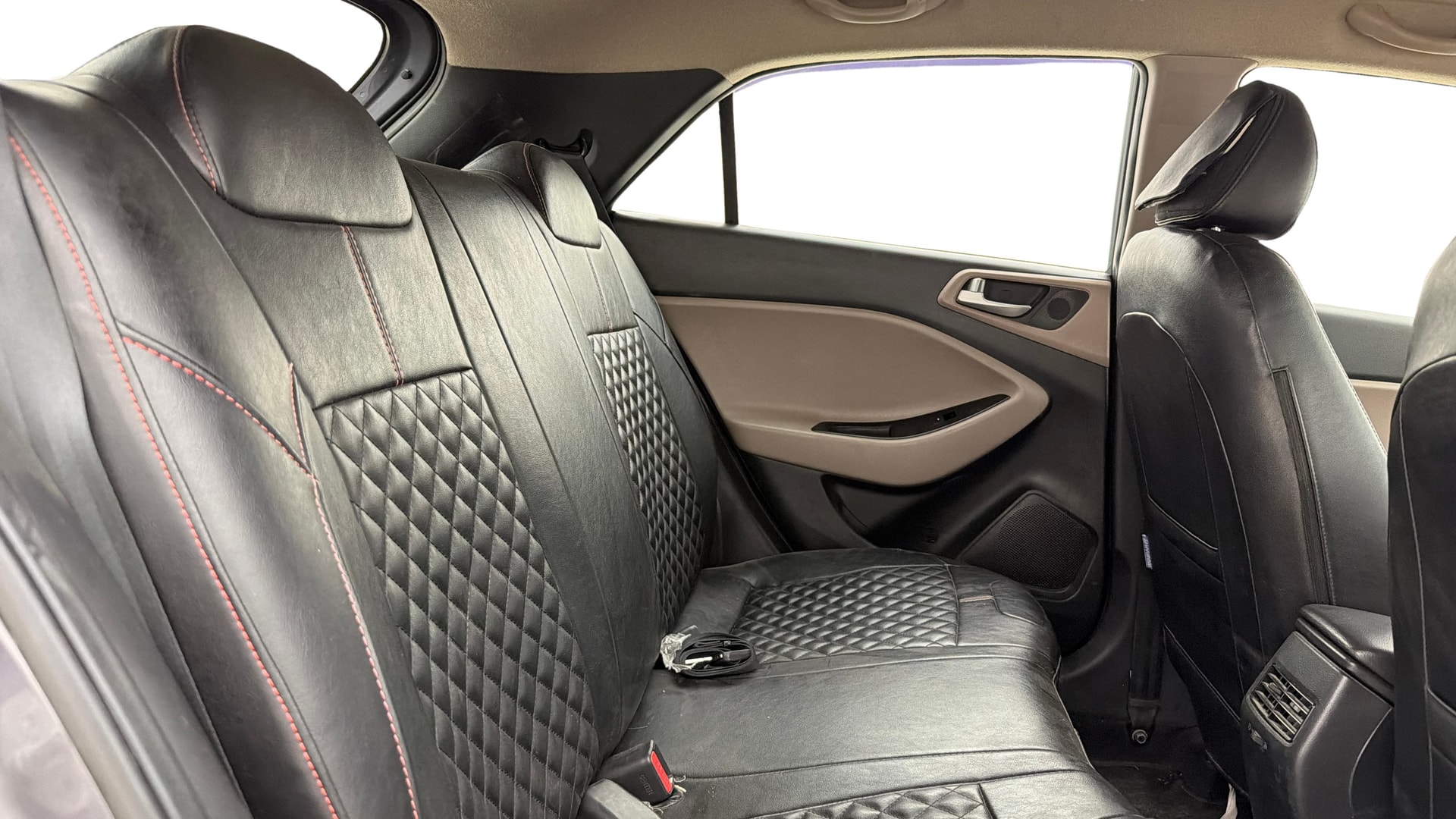View 2020 Hyundai Elite i20 1.2 Sportz Plus Petrol Image 28 Used 2020 Hyundai Elite i20 1.2 Sportz Plus Petrol Image 28