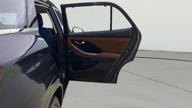View Hyundai Alcazar Image 6 Used Hyundai Alcazar Image 6