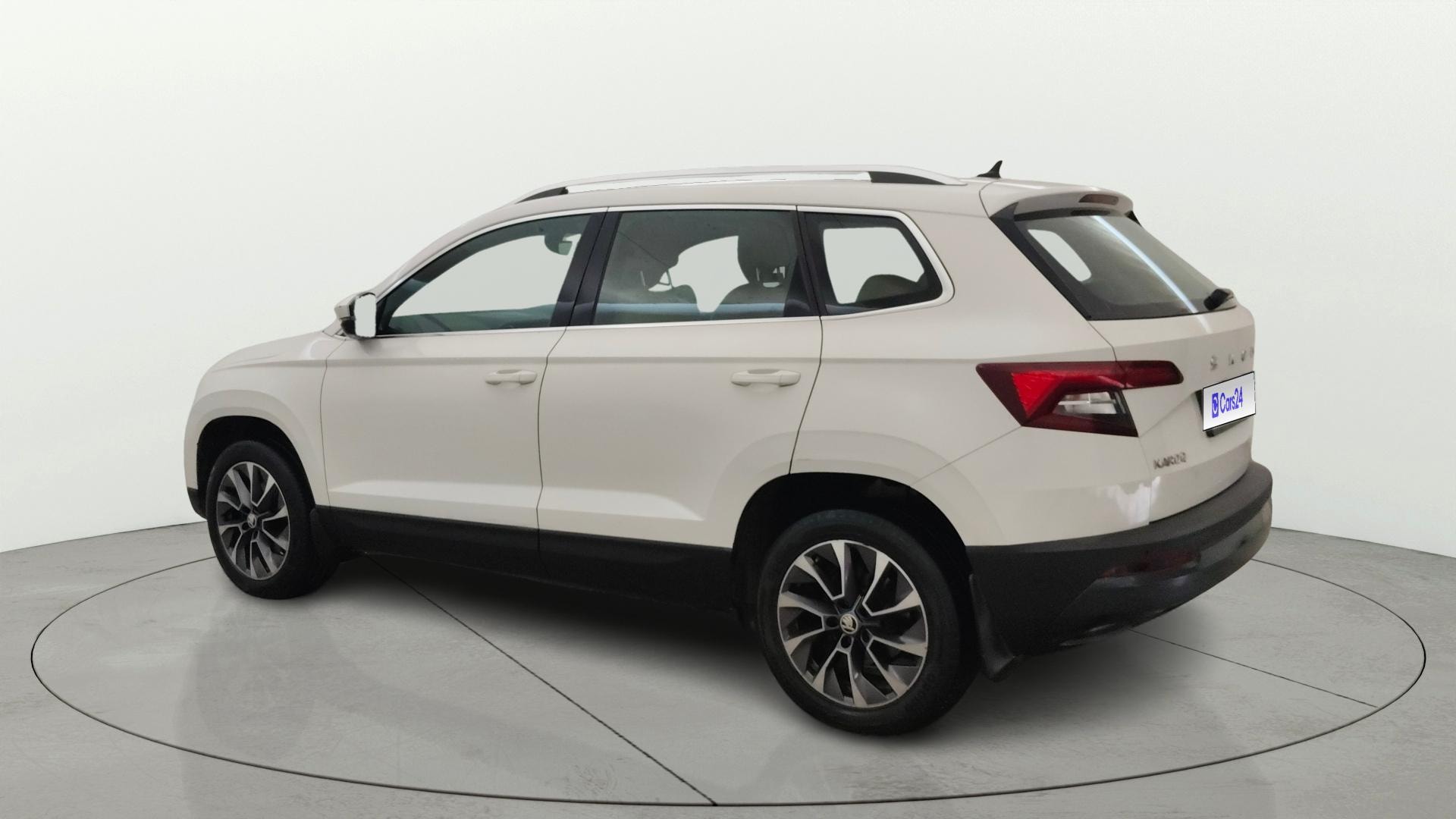View 2020 Skoda Karoq Style AT Image 2 Used 2020 Skoda Karoq Style AT Image 2