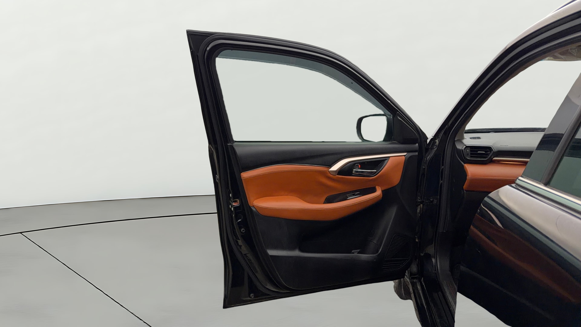 View 2023 Maruti Suzuki 1000 Base Variant Image 33 Used 2023 Maruti Suzuki 1000 Base Variant Image 33