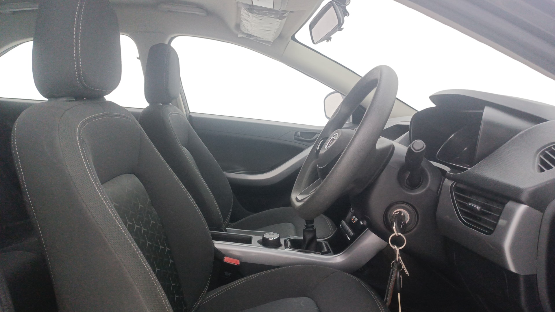 View 2022 Tata Nexon Revotron XM Image 26 Used 2022 Tata Nexon Revotron XM Image 26