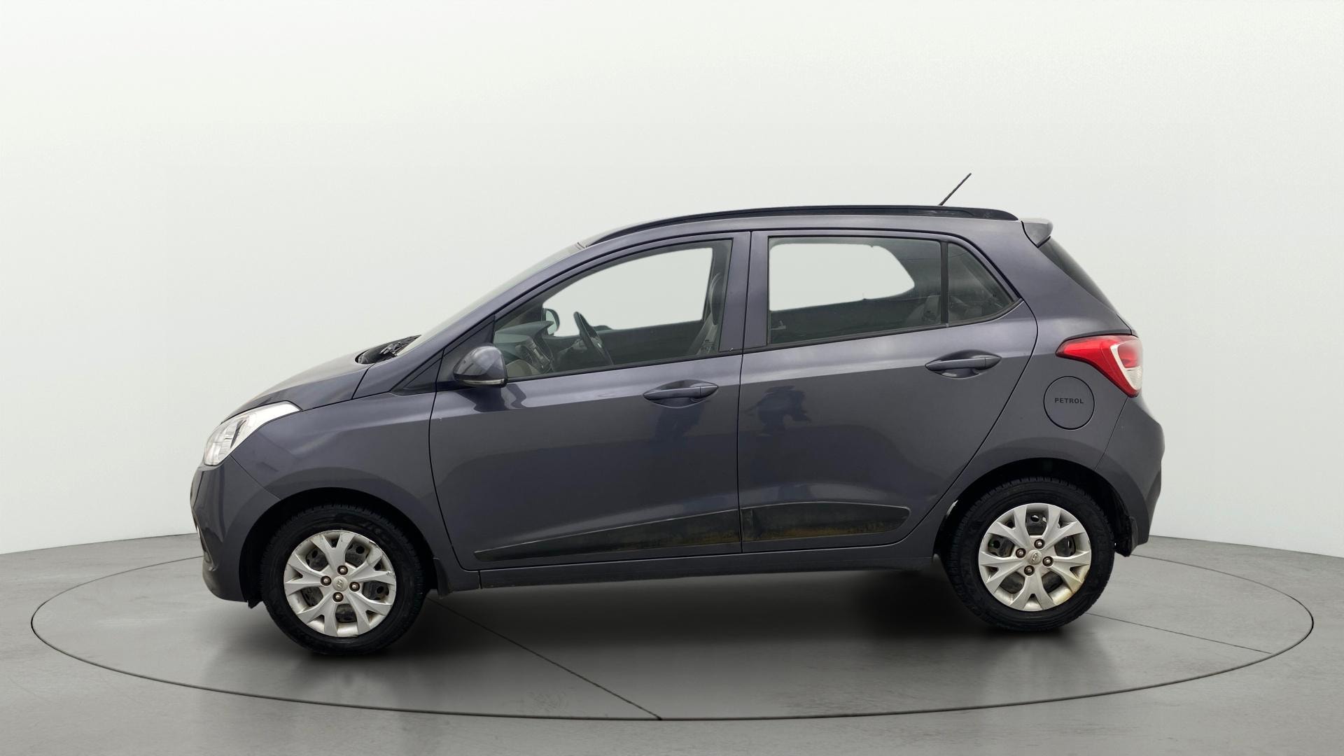 View 2016 Hyundai Grand i10 Sportz 1.2 Kappa Image 5 Used 2016 Hyundai Grand i10 Sportz 1.2 Kappa Image 5