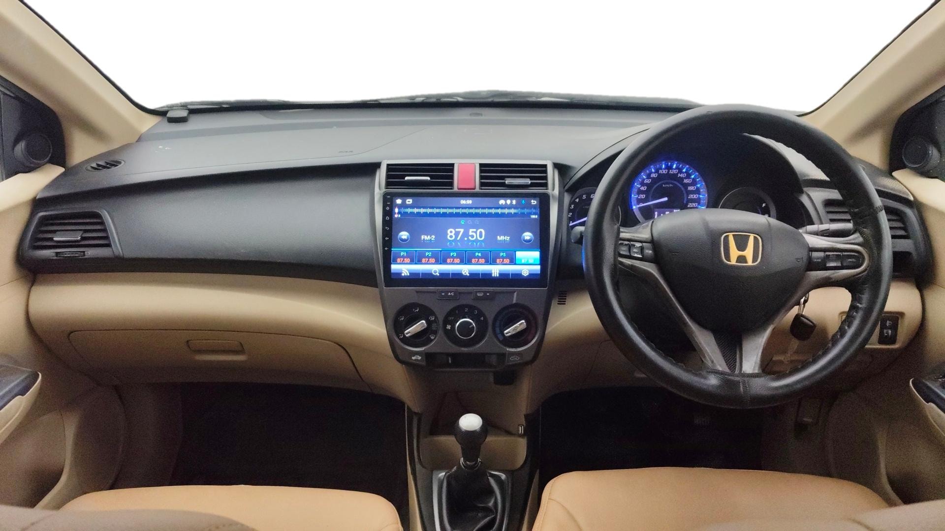 View 2013 Honda City ZX MT Diesel Anniversary Edition Image 15 Used 2013 Honda City ZX MT Diesel Anniversary Edition Image 15
