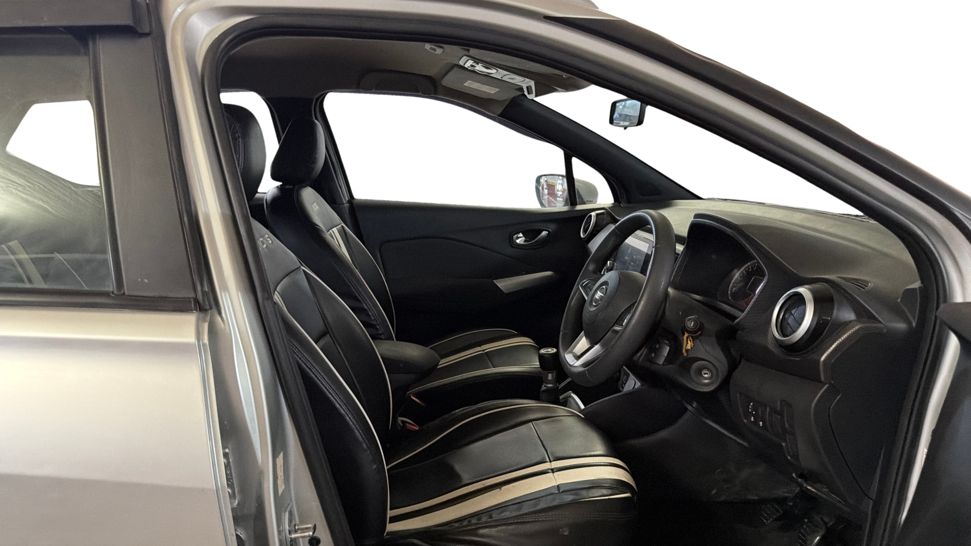 View 2022 Nissan Kicks XV Petrol BS IV Image 26 Used 2022 Nissan Kicks XV Petrol BS IV Image 26