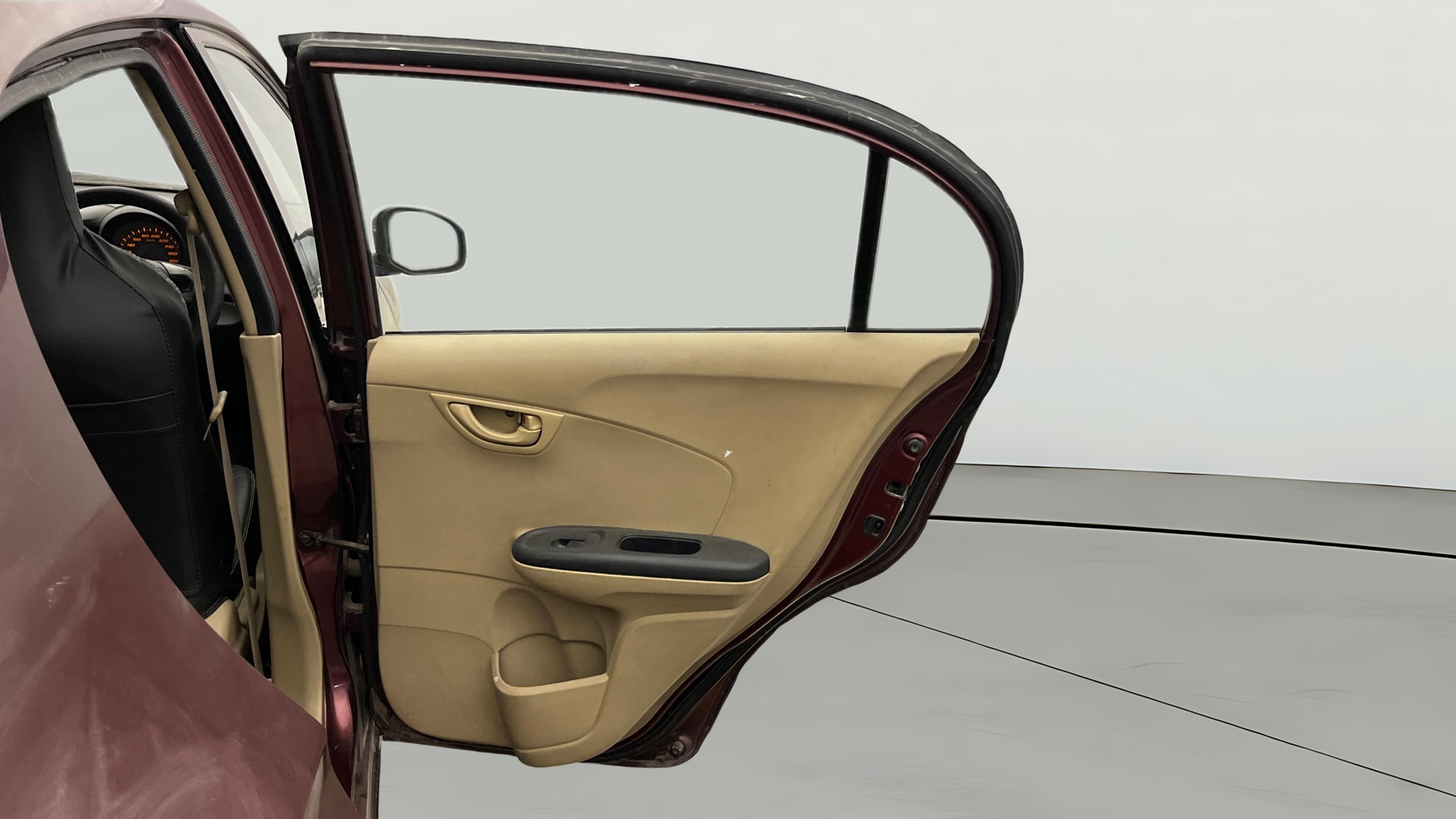 View 2014 Honda Amaze E MT Petrol BS IV Image 7 Used 2014 Honda Amaze E MT Petrol BS IV Image 7
