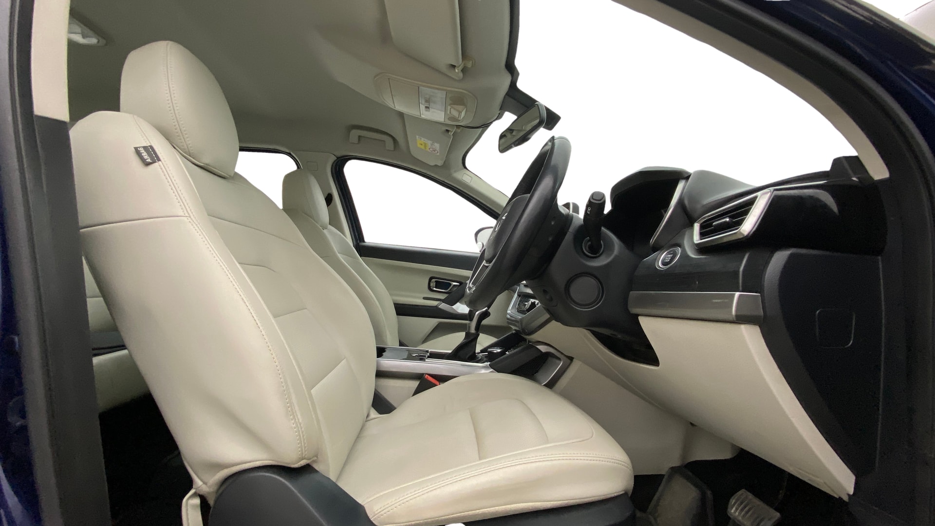 View 2021 Tata Safari XZA Image 28 Used 2021 Tata Safari XZA Image 28