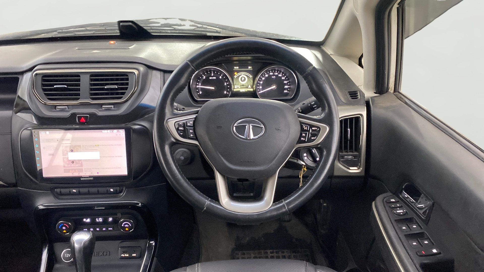 Used 2017 Tata Hexa Used 2017 Tata Hexa