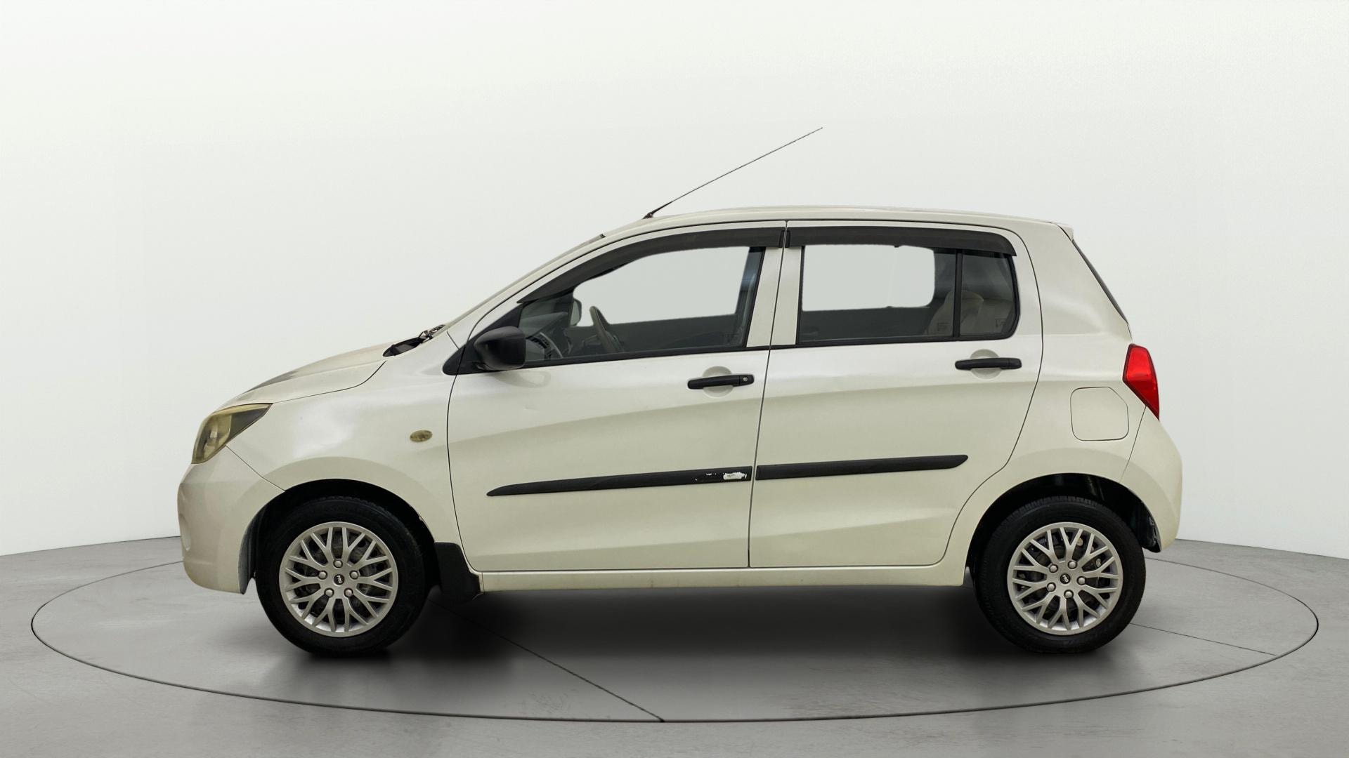 View 2014 Maruti Suzuki 1000 Base Variant Image 5 Used 2014 Maruti Suzuki 1000 Base Variant Image 5
