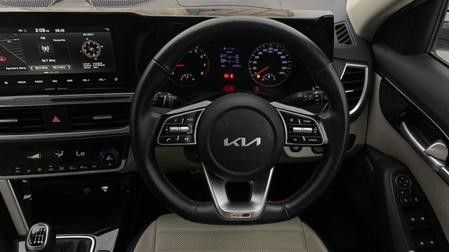 View Kia Seltos Image 13 Used Kia Seltos Image 13