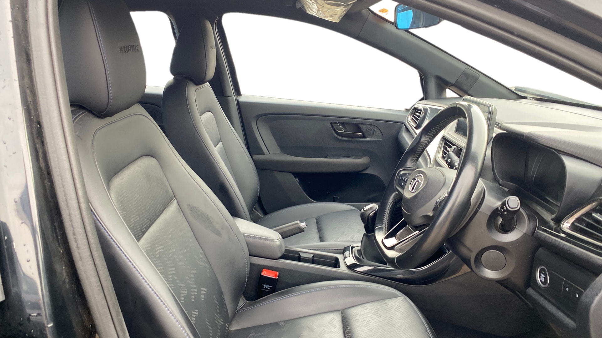 View 2022 Tata Altroz XZ Plus Dark Diesel Image 18 Used 2022 Tata Altroz XZ Plus Dark Diesel Image 18