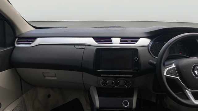 View Renault Triber Image 18 Used Renault Triber Image 18