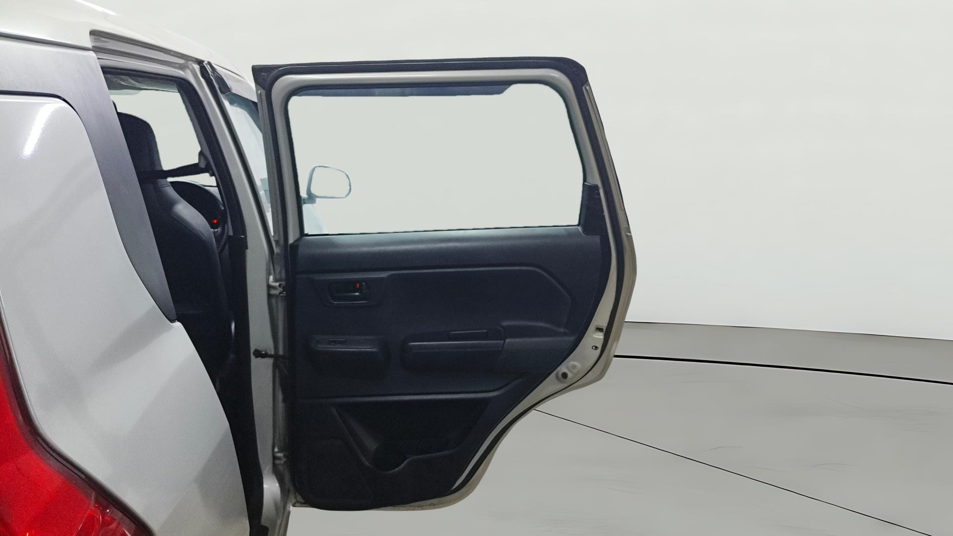View 2021 Maruti Suzuki 1000 Base Variant Image 5 Used 2021 Maruti Suzuki 1000 Base Variant Image 5