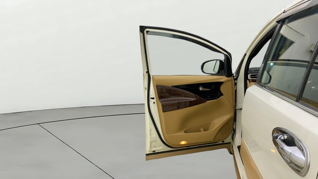 View Toyota Innova Crysta Image 31 Used Toyota Innova Crysta Image 31