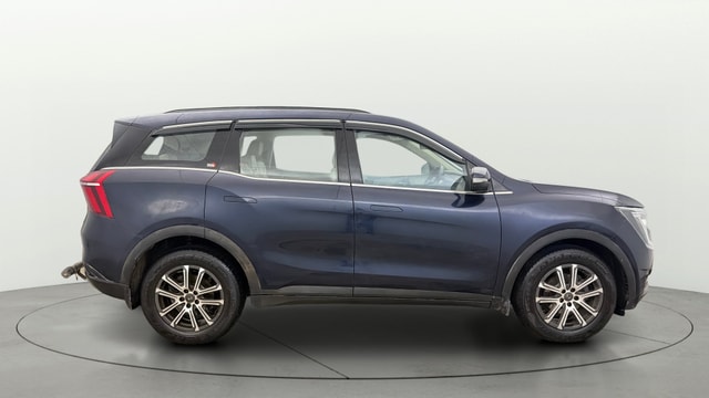 View Mahindra XUV700 Image 29 Used Mahindra XUV700 Image 29