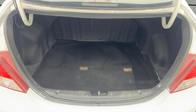 View Hyundai Fluidic Verna Image 38 Used Hyundai Fluidic Verna Image 38