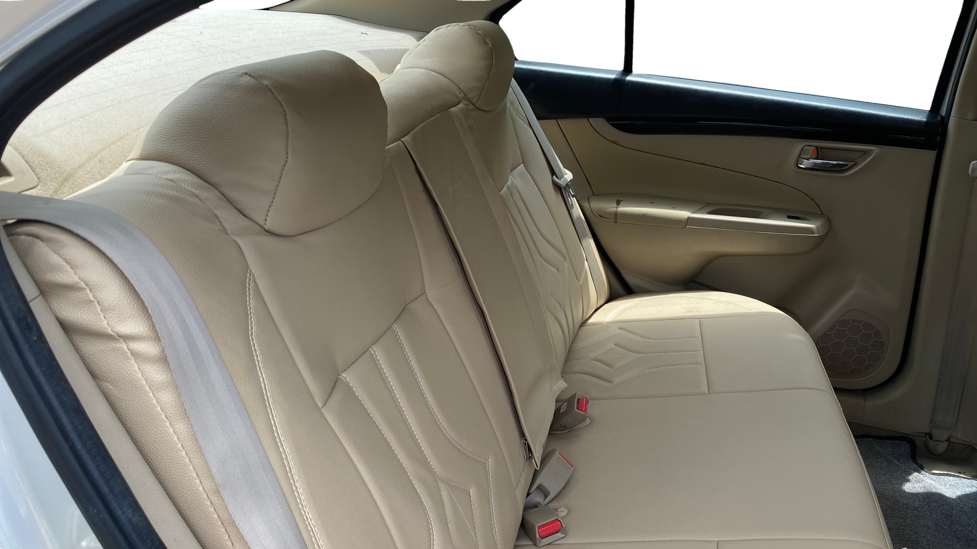 View 2015 Maruti Suzuki 1000 Base Variant Image 38 Used 2015 Maruti Suzuki 1000 Base Variant Image 38