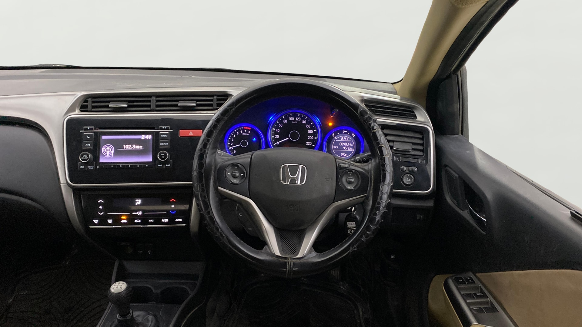 View 2014 Honda City ZX MT Diesel Anniversary Edition Image 21 Used 2014 Honda City ZX MT Diesel Anniversary Edition Image 21