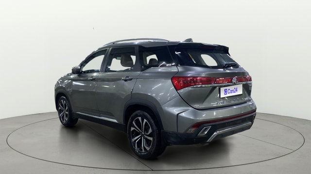 View MG Hector Plus Image 2 Used MG Hector Plus Image 2