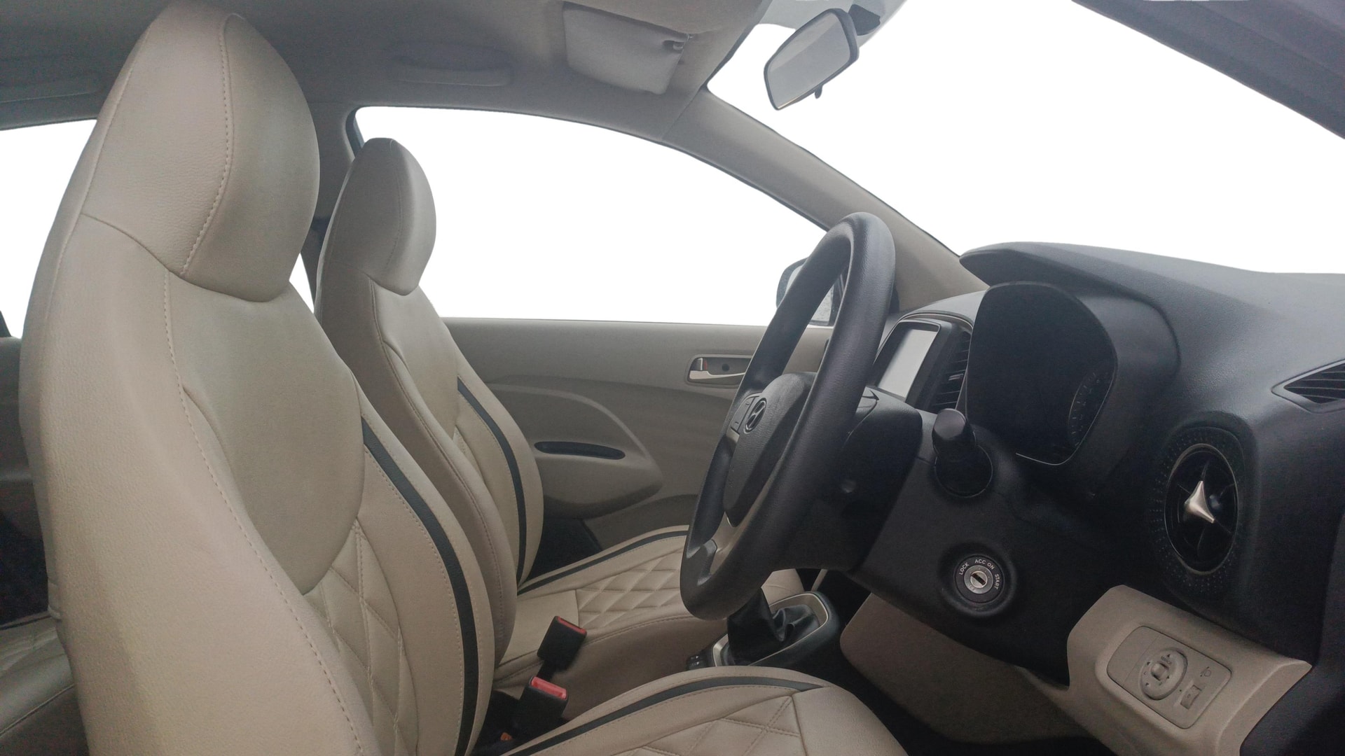 View 2019 Hyundai New Santro D-Lite Petrol Image 26 Used 2019 Hyundai New Santro D-Lite Petrol Image 26