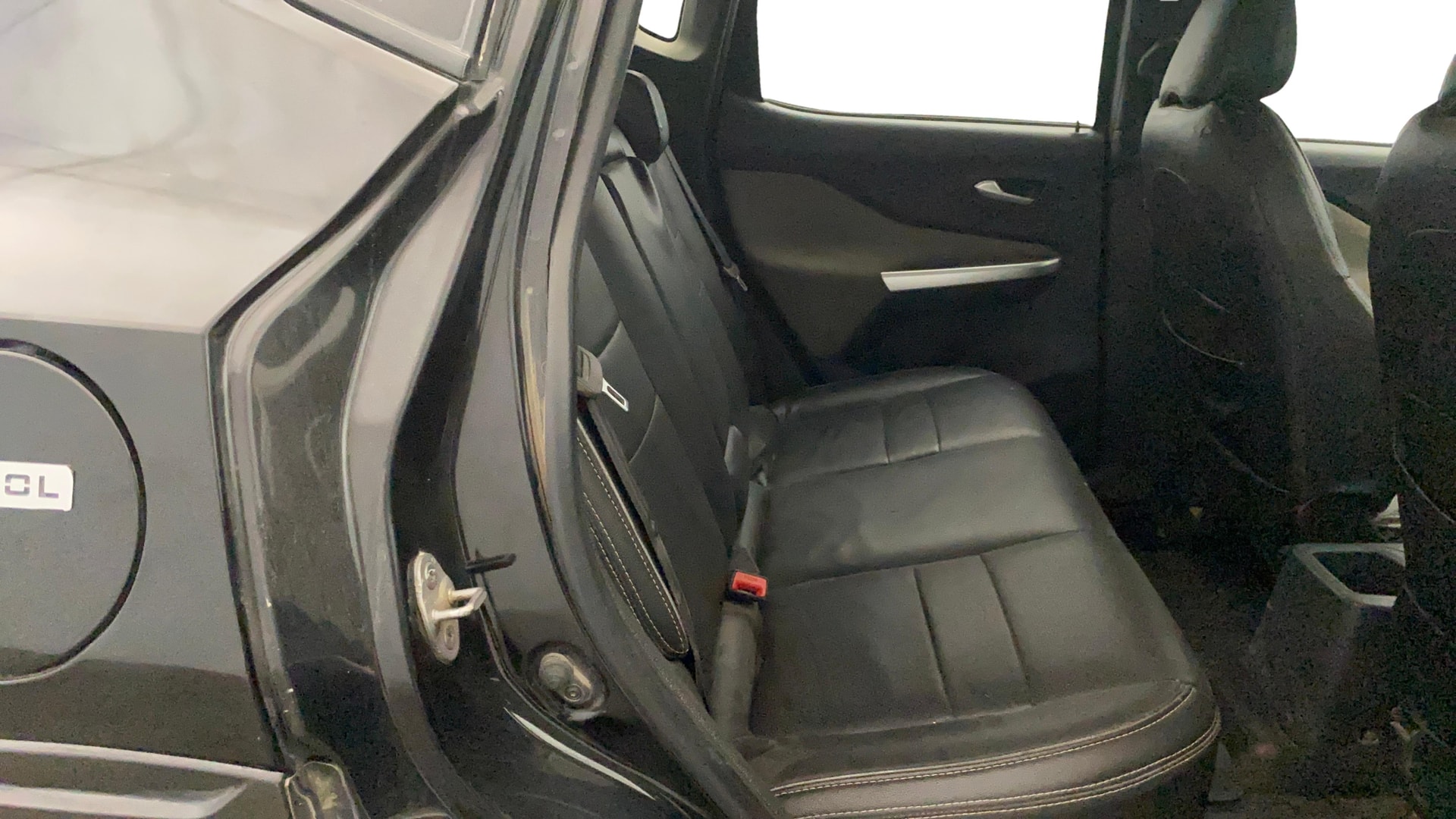 View 2022 Nissan Magnite XV Image 13 Used 2022 Nissan Magnite XV Image 13