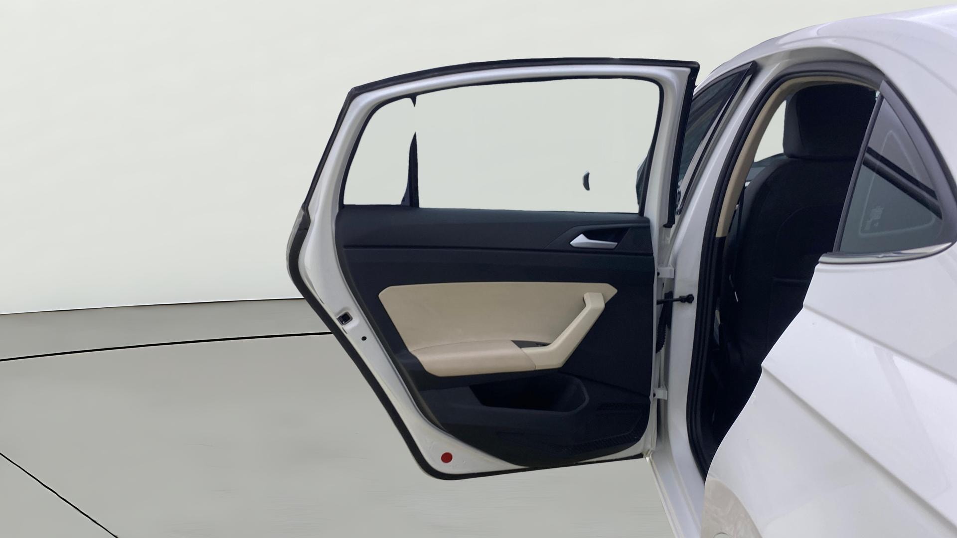 View 2023 Volkswagen Virtus Topline 1.0 TSI MT Image 15 Used 2023 Volkswagen Virtus Topline 1.0 TSI MT Image 15