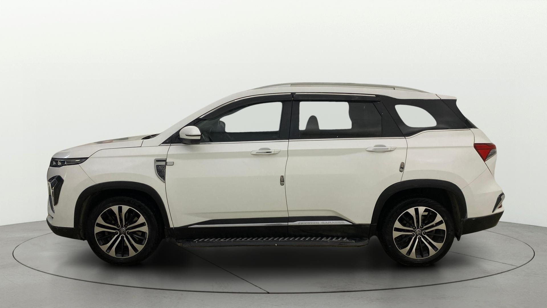 View 2021 MG Hector Plus Sharp Turbo 6 Seater Diesel Image 5 Used 2021 MG Hector Plus Sharp Turbo 6 Seater Diesel Image 5