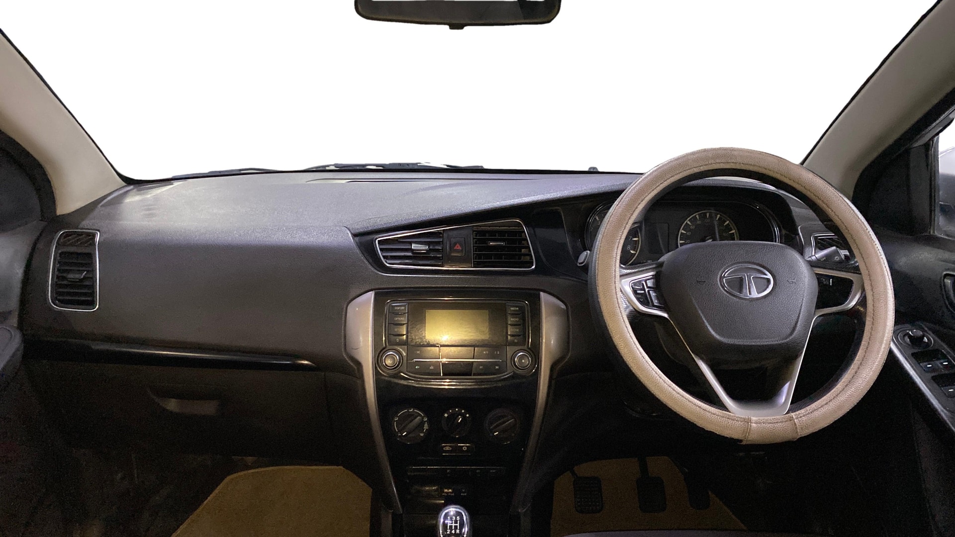 View 2016 Tata Bolt XE Quadrajet 75PS Diesel Image 28 Used 2016 Tata Bolt XE Quadrajet 75PS Diesel Image 28