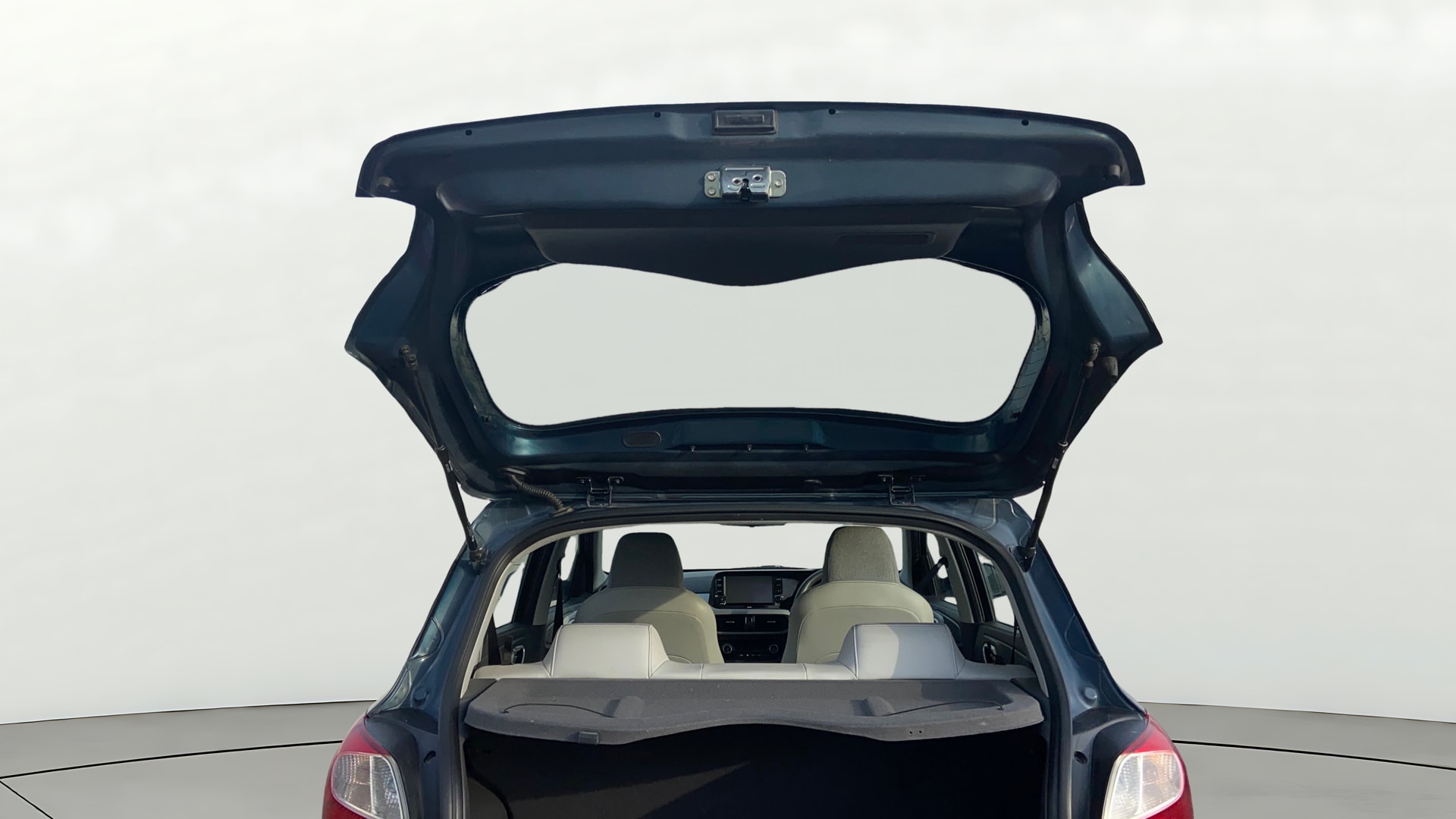 View 2021 Hyundai Grand i10 Nios Sportz Petrol AMT Image 16 Used 2021 Hyundai Grand i10 Nios Sportz Petrol AMT Image 16