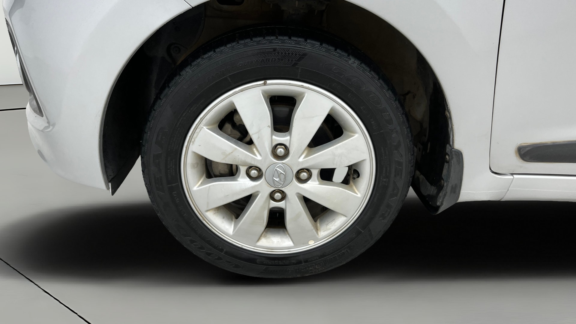 Used 2013 Hyundai Xcent Used 2013 Hyundai Xcent