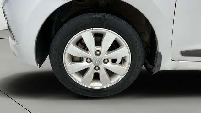 View Hyundai Xcent Image 28 Used Hyundai Xcent Image 28
