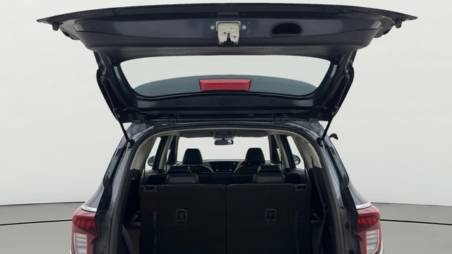 View Kia Carens Image 18 Used Kia Carens Image 18
