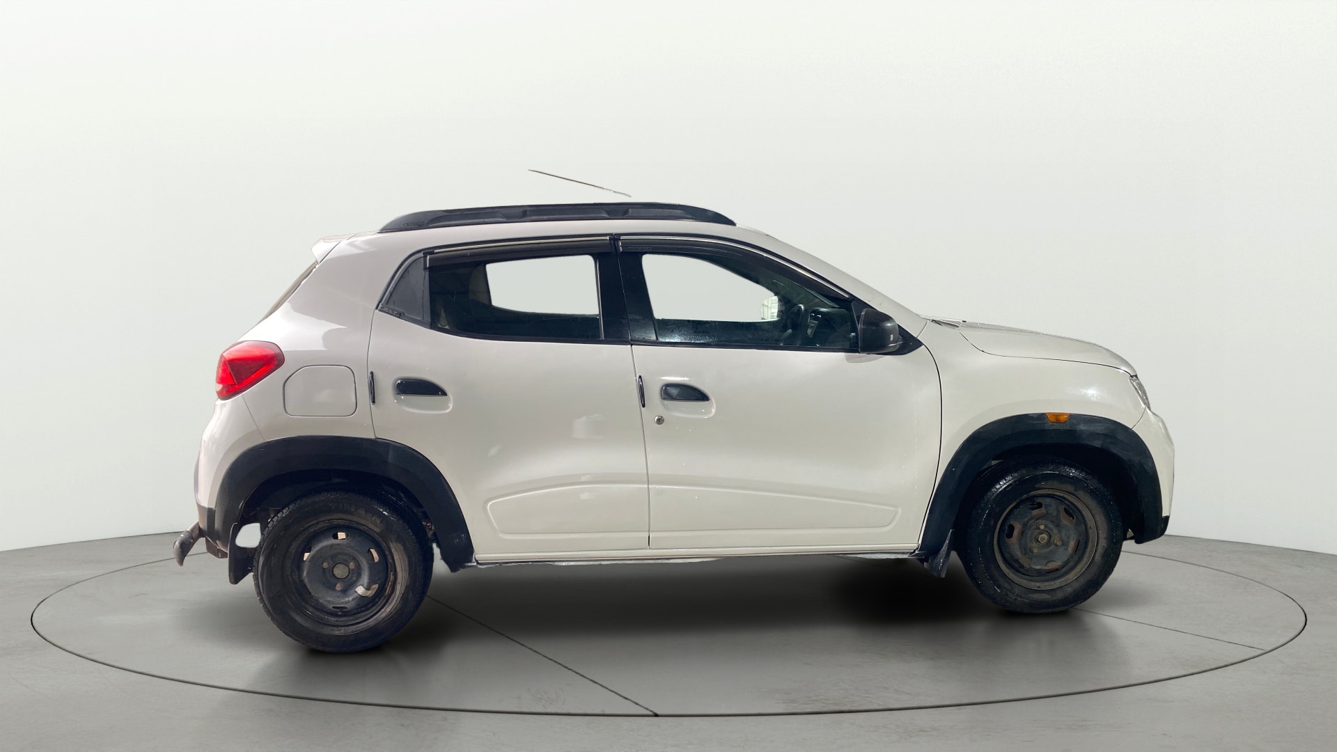 View 2018 Renault Kwid RXL 1.0 BS IV Image 8 Used 2018 Renault Kwid RXL 1.0 BS IV Image 8