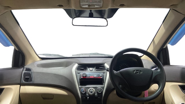 View Hyundai EON Image 27 Used Hyundai EON Image 27