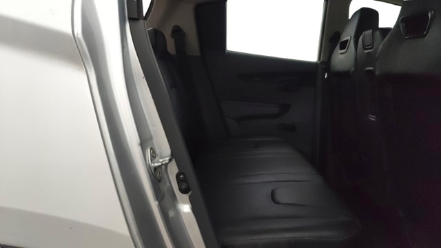 View Mahindra KUV100 Image 28 Used Mahindra KUV100 Image 28