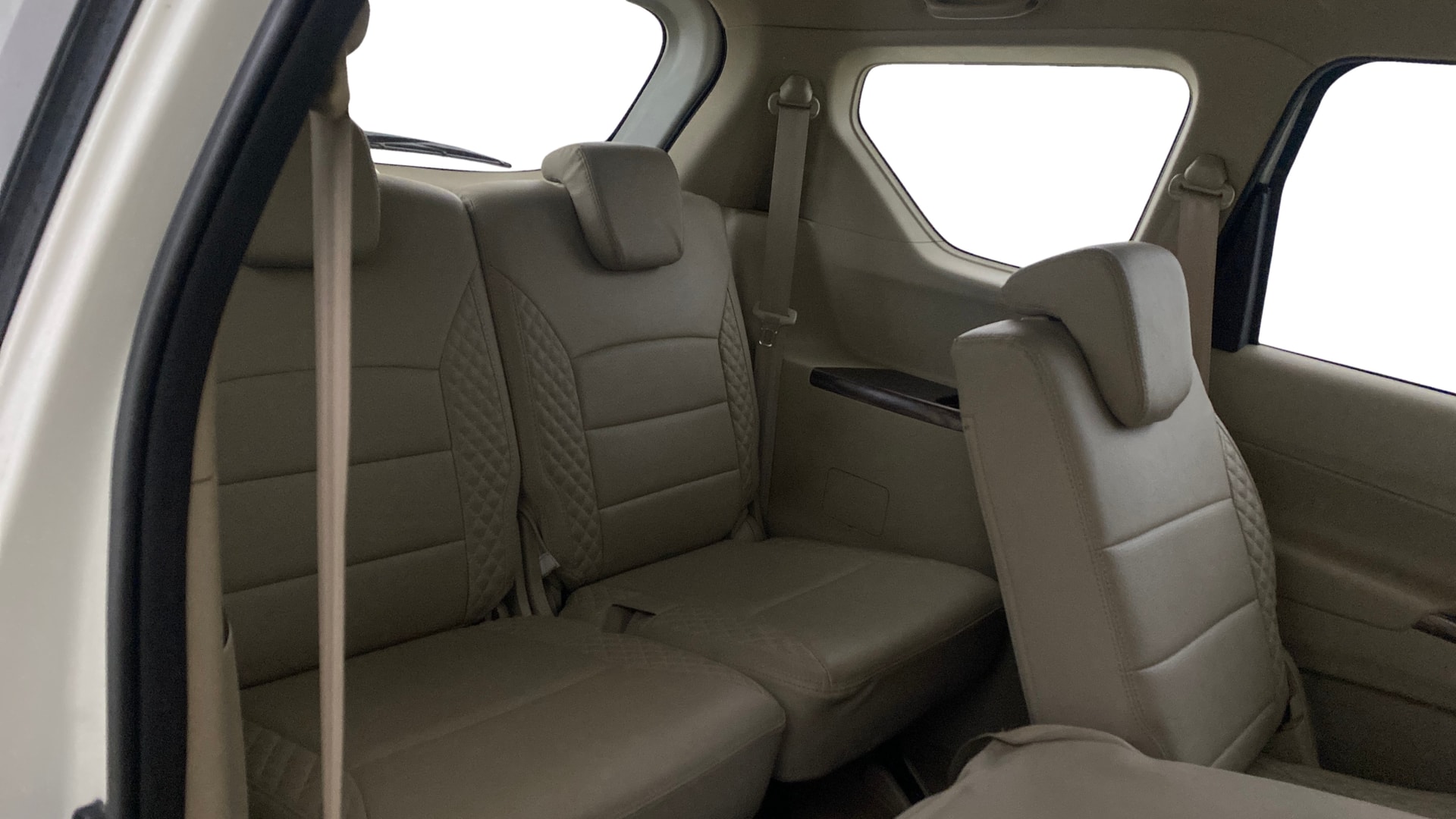 View 2019 Maruti Suzuki 1000 Base Variant Image 13 Used 2019 Maruti Suzuki 1000 Base Variant Image 13