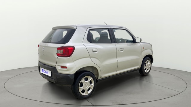 View Maruti Suzuki 1000 Image 41 Used Maruti Suzuki 1000 Image 41