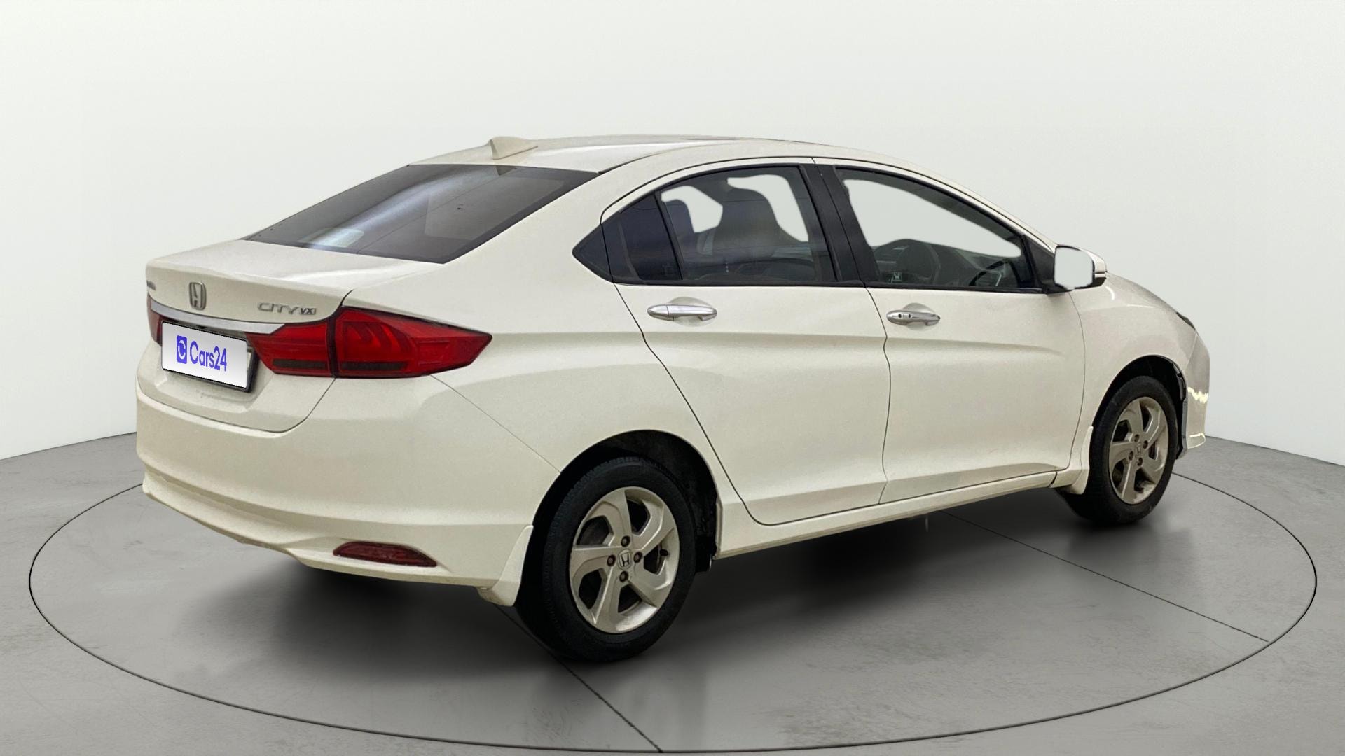 View 2016 Honda City ZX MT Diesel Anniversary Edition Image 45 Used 2016 Honda City ZX MT Diesel Anniversary Edition Image 45