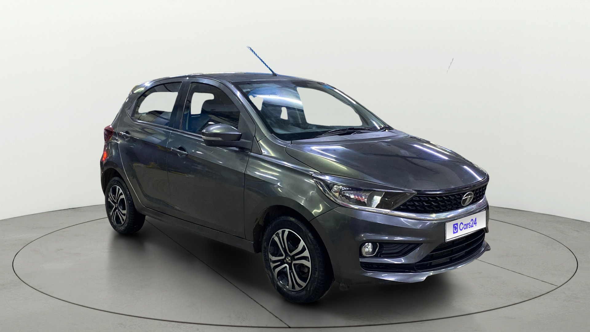 View 2021 Tata Tiago Revotorq XB Image 35 Used 2021 Tata Tiago Revotorq XB Image 35