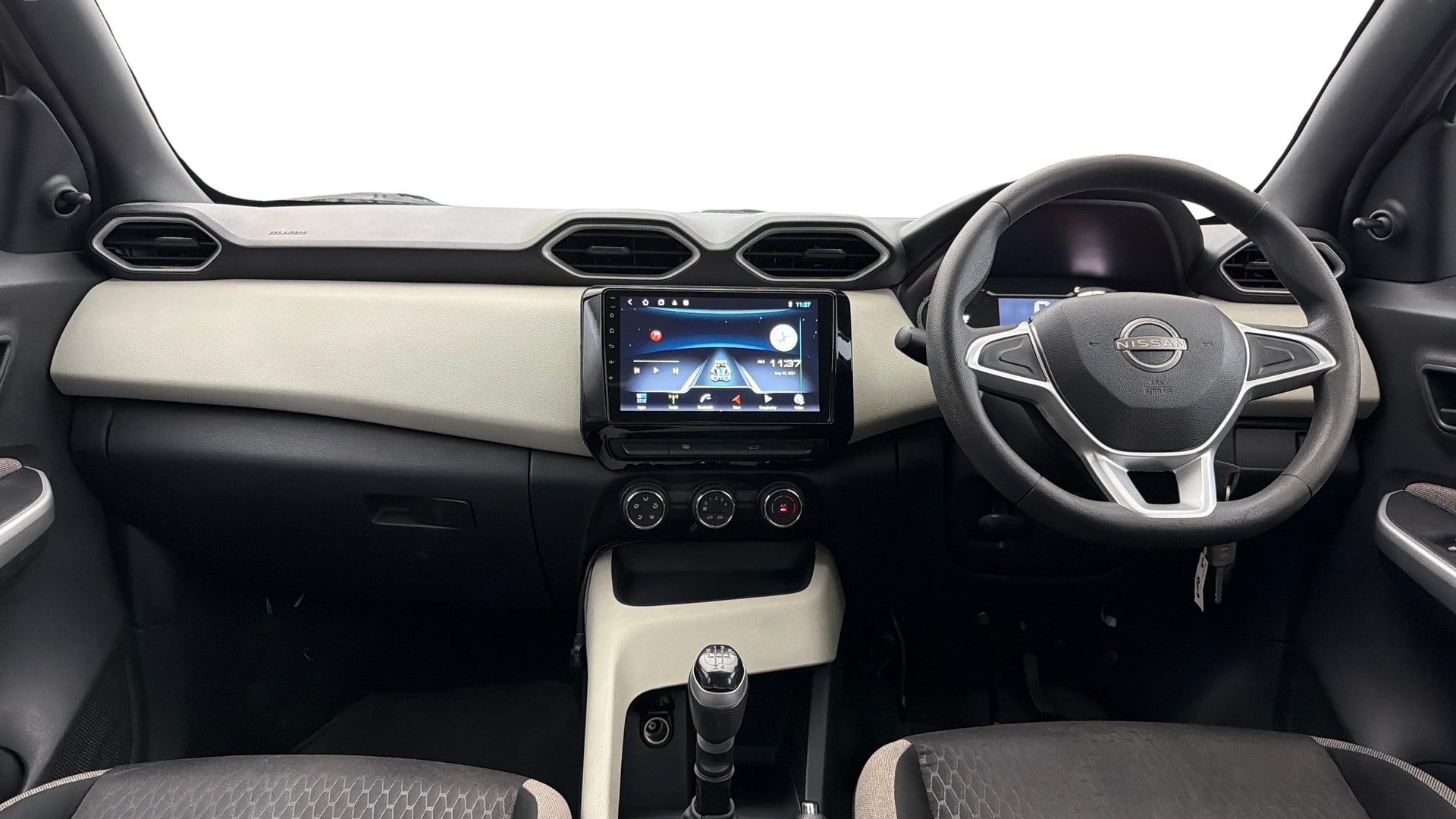 View 2022 Nissan Magnite XE Image 15 Used 2022 Nissan Magnite XE Image 15