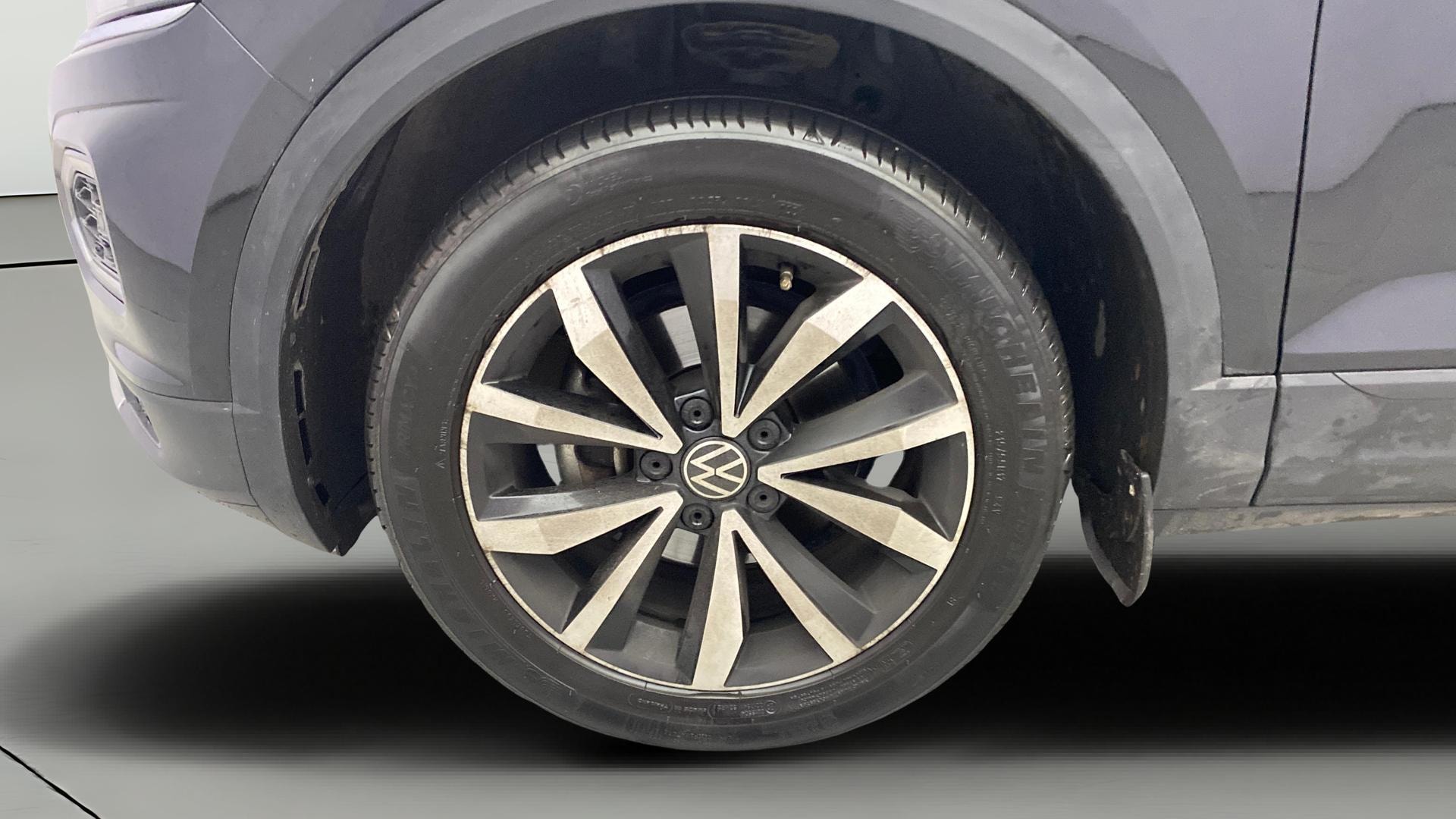 View 2021 Volkswagen T-Roc 1.5 TSI Image 27 Used 2021 Volkswagen T-Roc 1.5 TSI Image 27