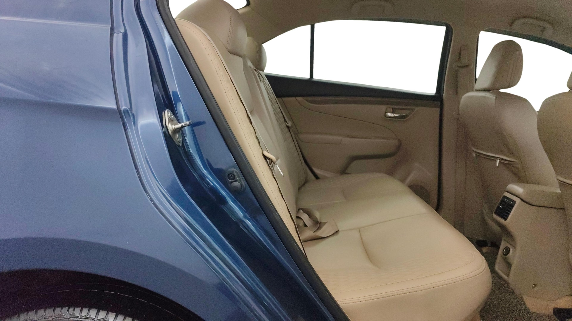 View 2018 Maruti Suzuki 1000 Base Variant Image 29 Used 2018 Maruti Suzuki 1000 Base Variant Image 29
